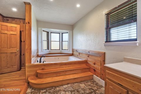 Tiny photo for 815 York Rd, Crossville, TN 38555 (MLS # 1338221)