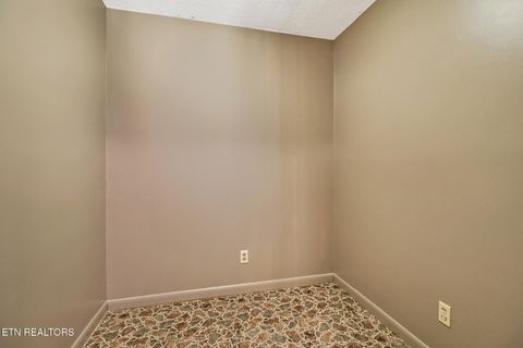 Tiny photo for 815 York Rd, Crossville, TN 38555 (MLS # 1338221)