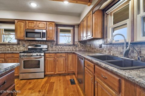 Tiny photo for 815 York Rd, Crossville, TN 38555 (MLS # 1338221)