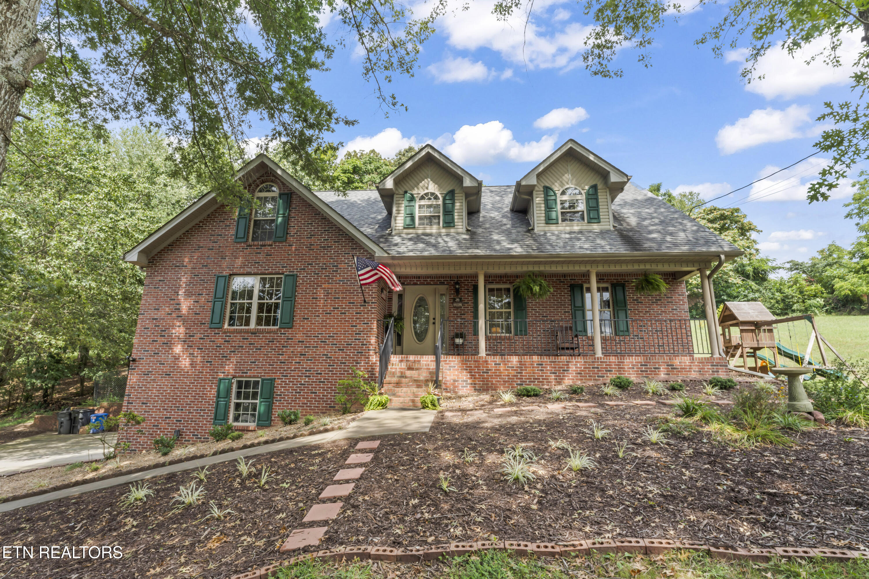 3835 High Oak Drive