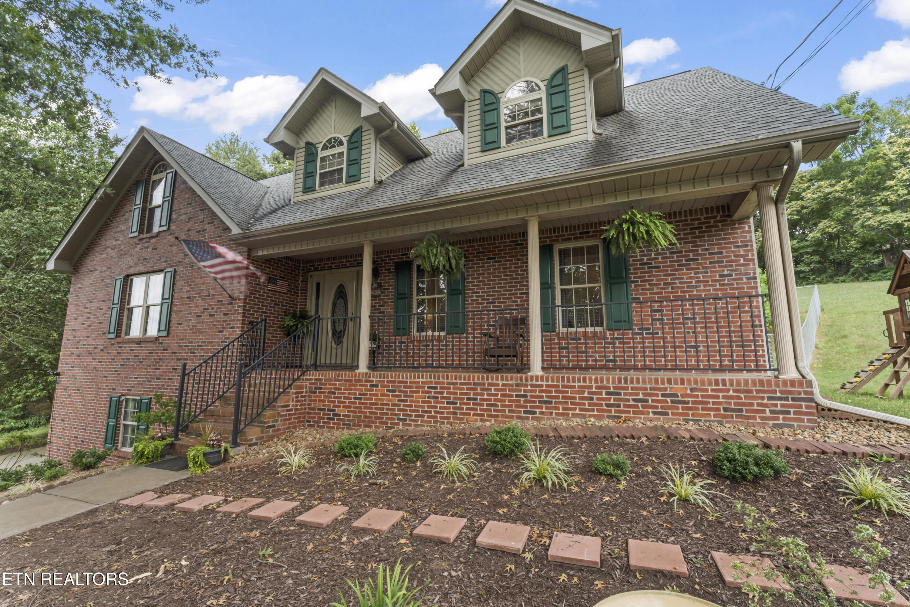 3835 High Oak Drive