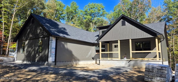 2177 STREET PLACE LOOP, MONTEREY, TN 38574 - Image 2aee930b8022cf7d03eb62f5bc79038e/267113385