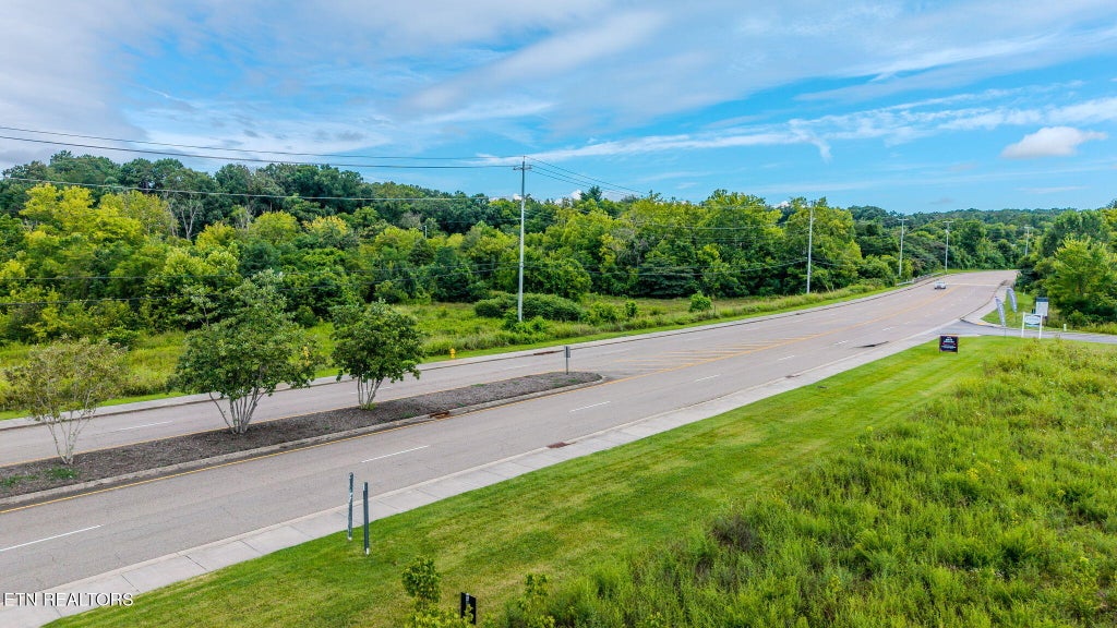 Photo of 2475 Creekwood Park Blvd, Lenoir City, TN 37772 (MLS # 1349364)
