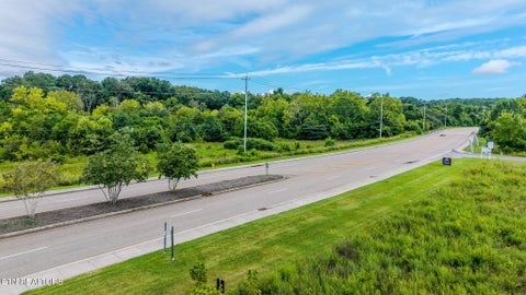 Photo of 2475 Creekwood Park Blvd, Lenoir City, TN 37772 (MLS # 1349364)