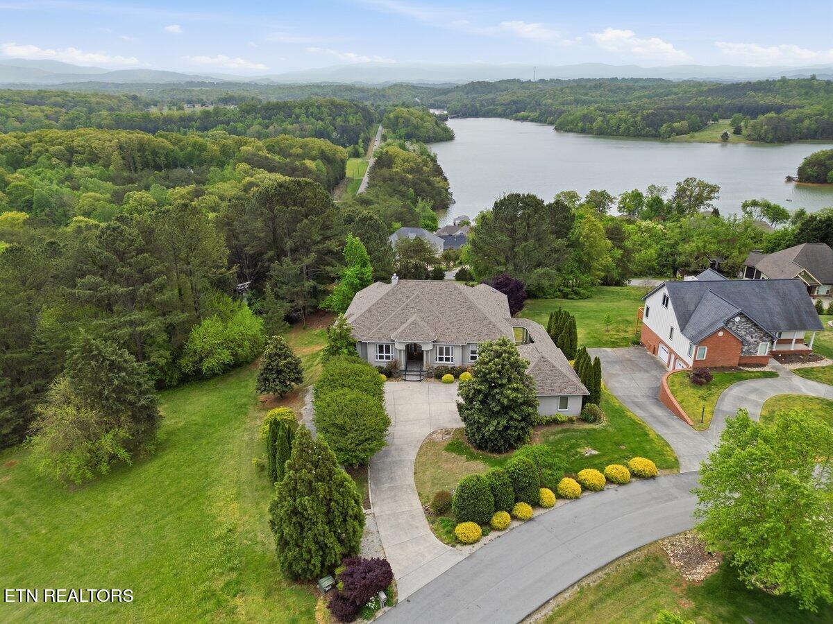 130 Pointe Summit Drive