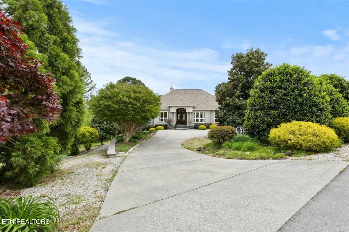 130 Pointe Summit Drive
