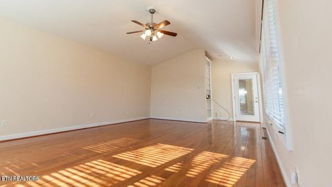 Tiny photo for 275 Hawthorn Loop, Crossville, TN 38555 (MLS # 1328304)