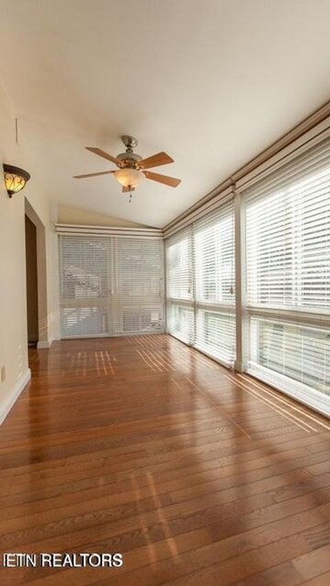 Tiny photo for 275 Hawthorn Loop, Crossville, TN 38555 (MLS # 1328304)