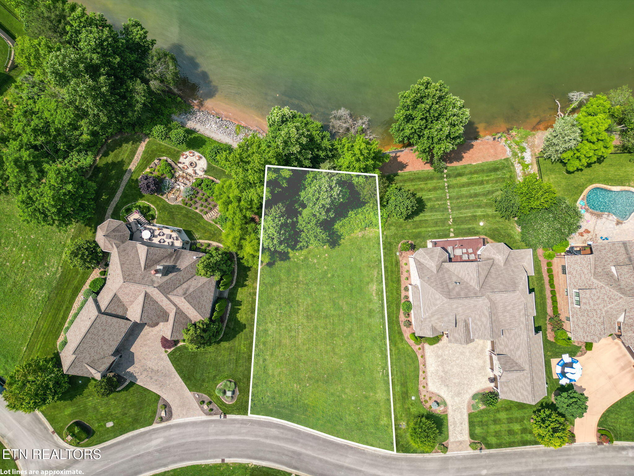 1376 Marina Way