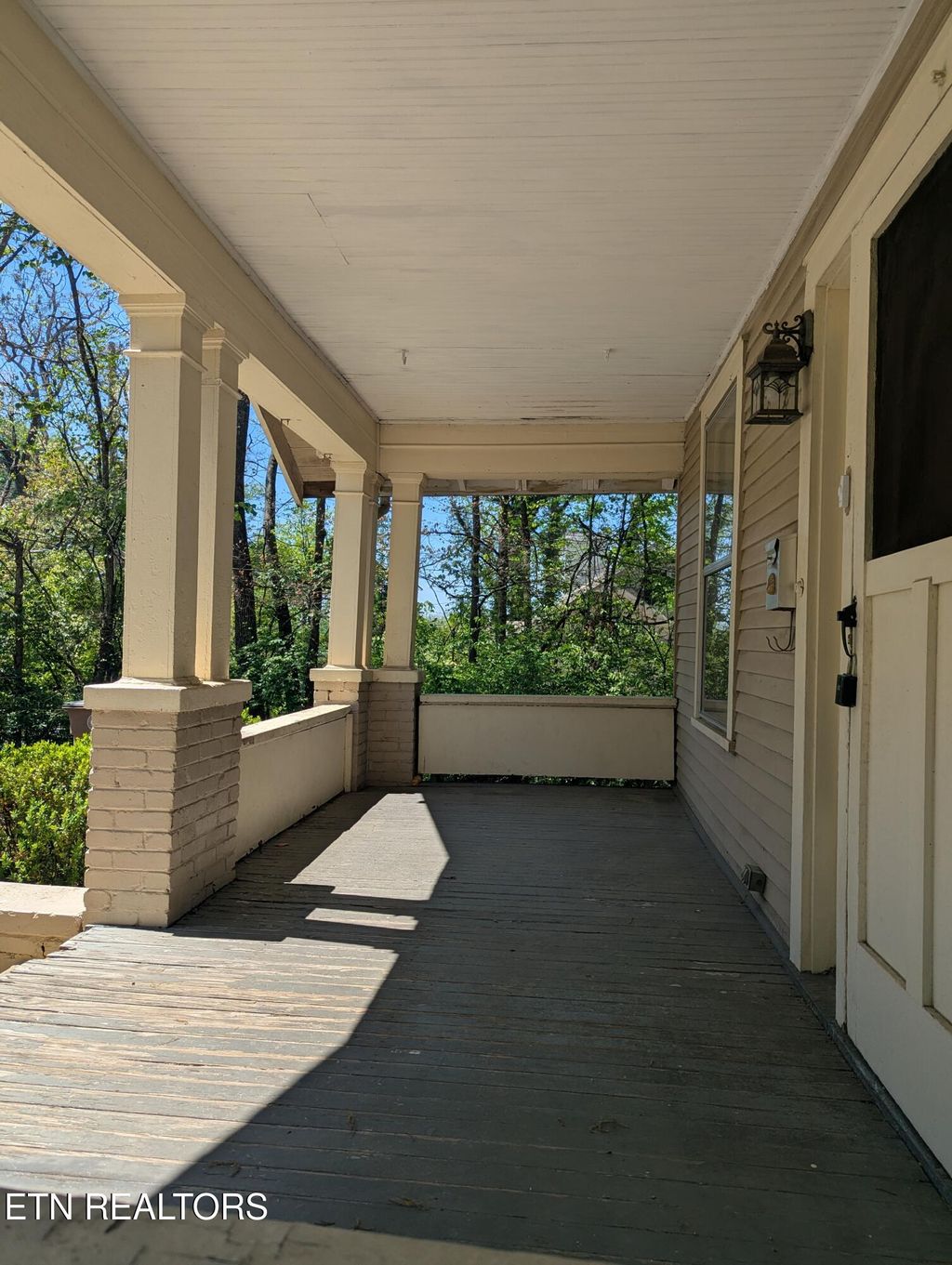 Photo of 3117 Rennoc Rd, Knoxville, TN 37918 (MLS # 1337426)