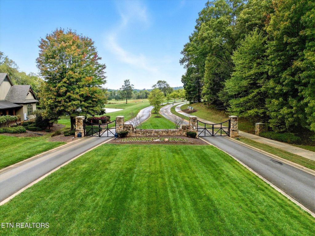 Photo of 247 Mockingbird Lane, Loudon, TN 37774 (MLS # 1318027)