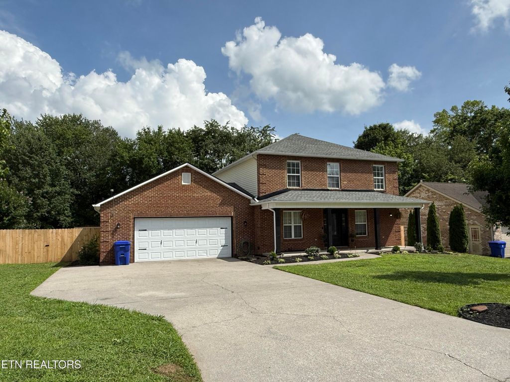 Photo of 140 Elizabethton Way, Clinton, TN 37716 (MLS # 1304739)