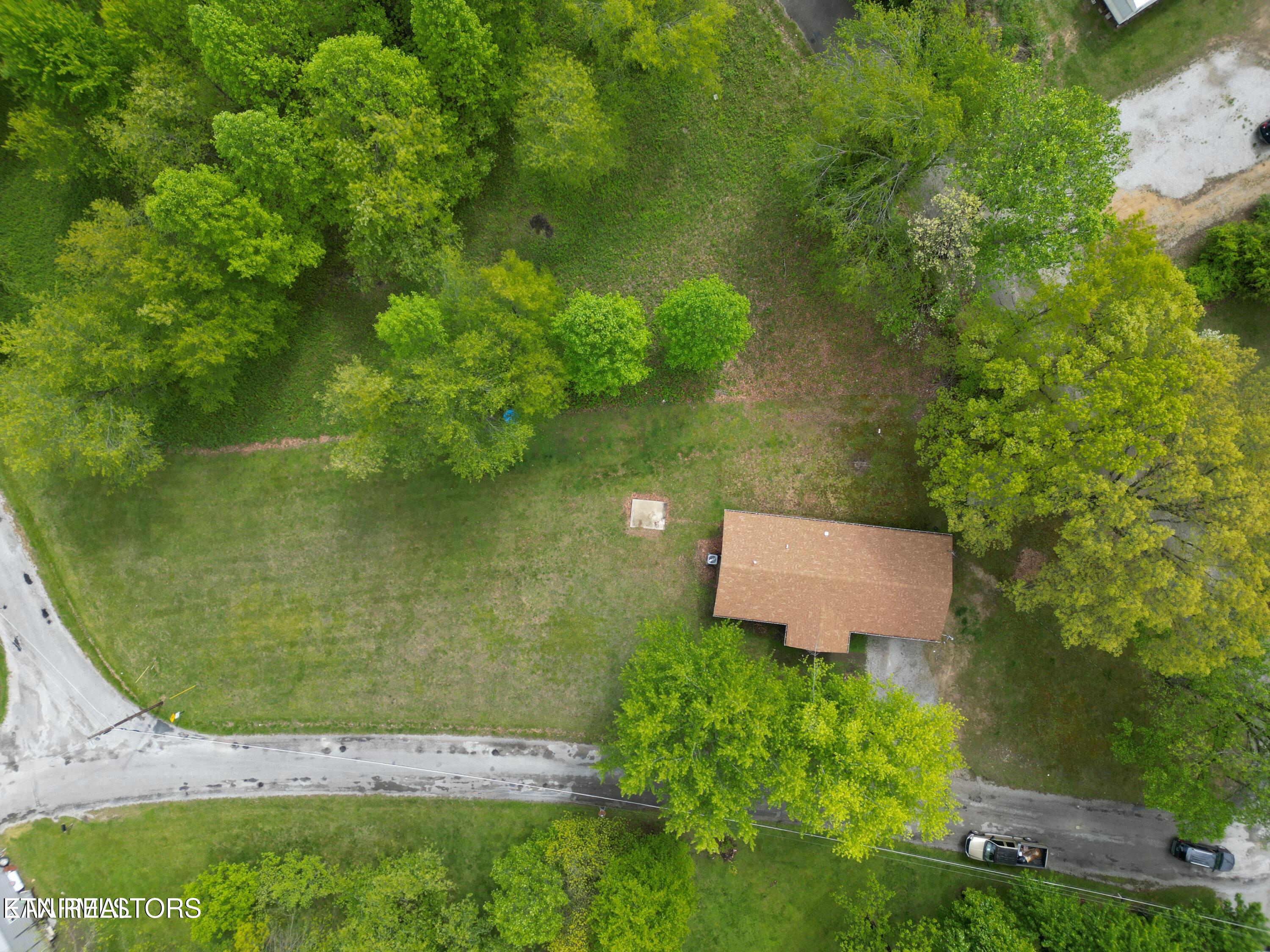 2215 Meadowview Drive