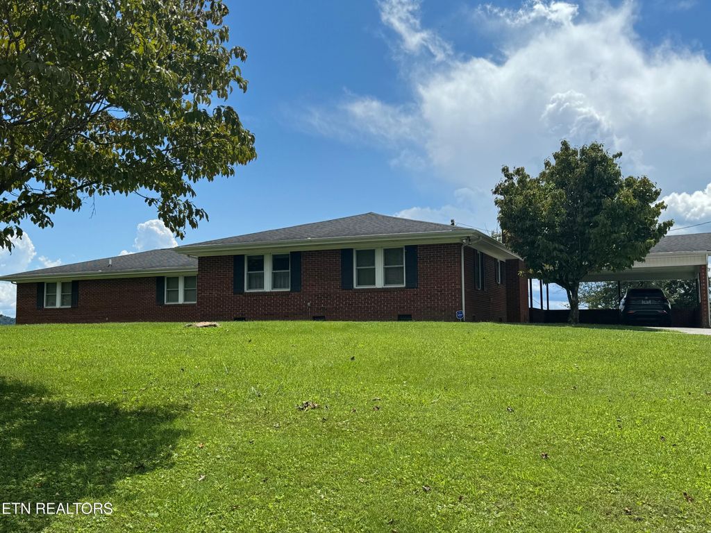 Photo of 147 Meredith Rd, LaFollette, TN 37766 (MLS # 1311276)