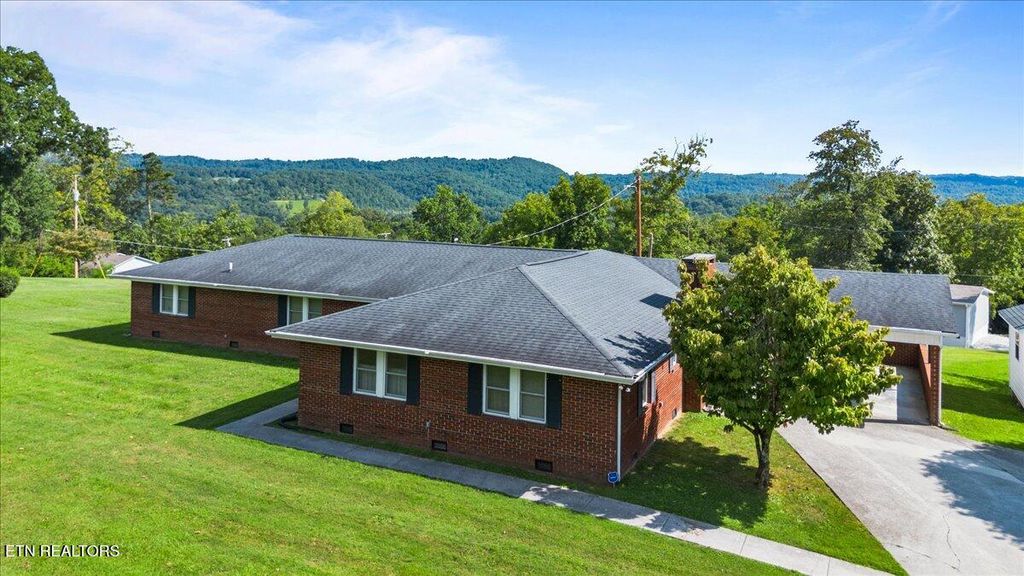 Photo of 147 Meredith Rd, LaFollette, TN 37766 (MLS # 1311276)