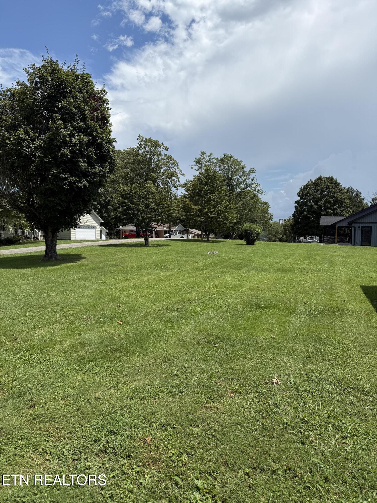147 Meredith Rd