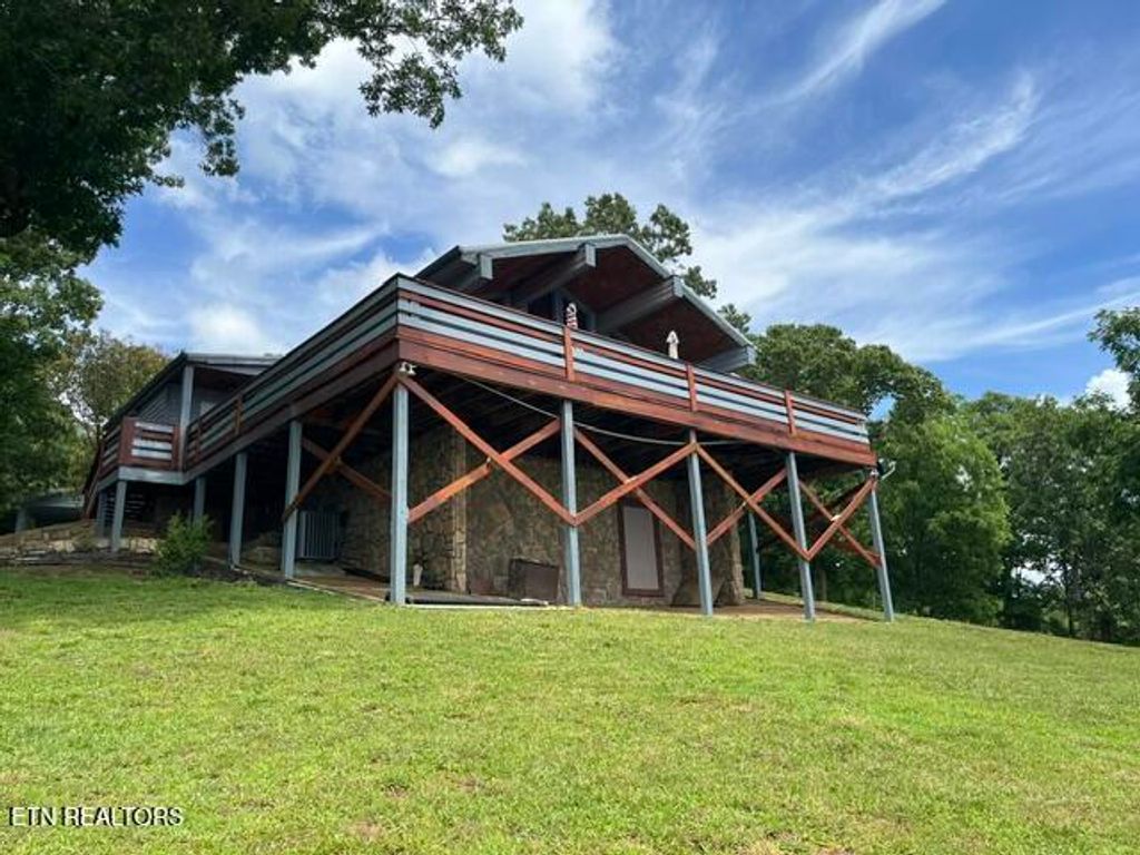 Photo of 1340 Seagull Lane, Dandridge, TN 37725 (MLS # 1345056)