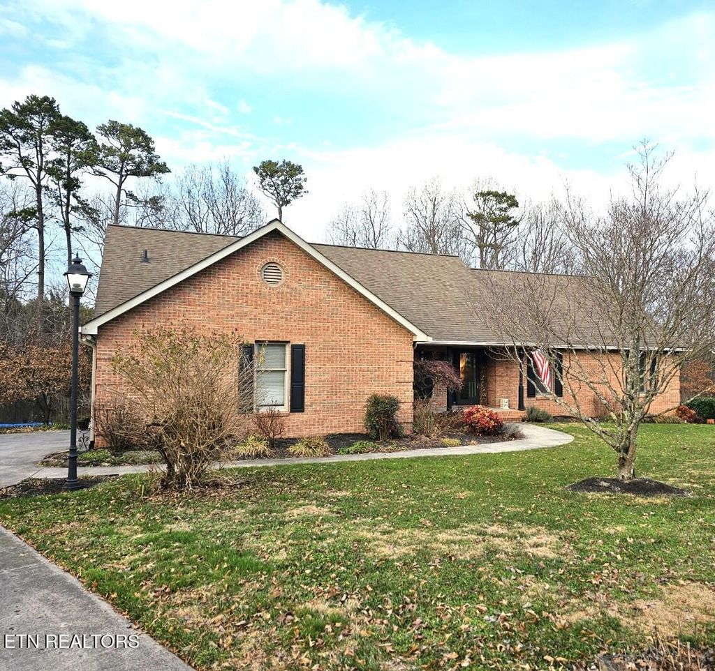 Photo of 3720 Whitworth Drive, Knoxville, TN 37938 (MLS # 1325919)