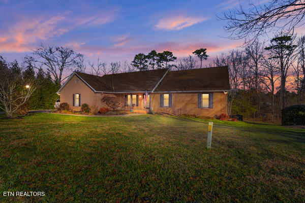 3720 Whitworth Drive