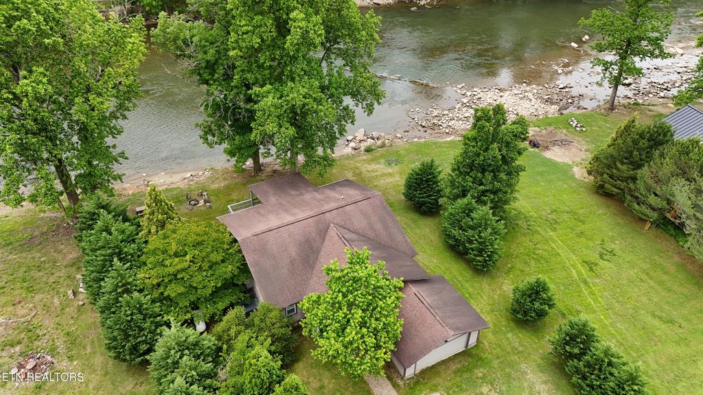 Photo of 2259 Hartford Rd, Cosby, TN 37722 (MLS # 1329833)