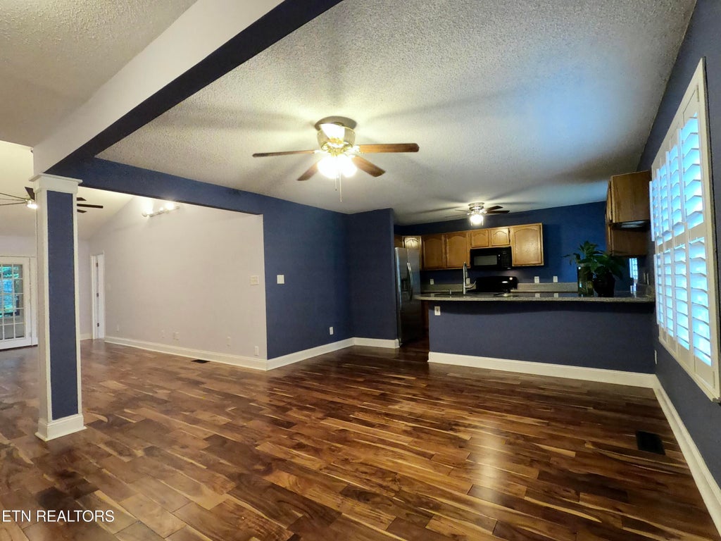 Photo of 820 Sailview Rd, Farragut, TN 37934 (MLS # 1358972)
