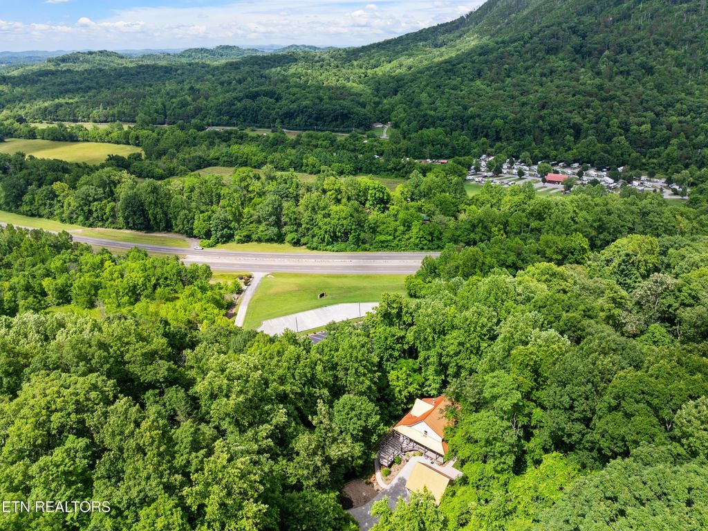 Photo of 120 Kingdom Lane, Walland, TN 37886 (MLS # 1302963)