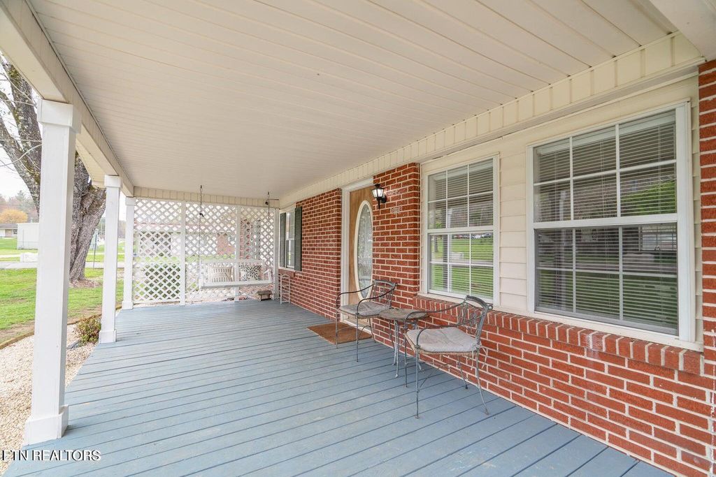 Photo of 156 Rector Drive, Huntsville, TN 37756 (MLS # 1286402)