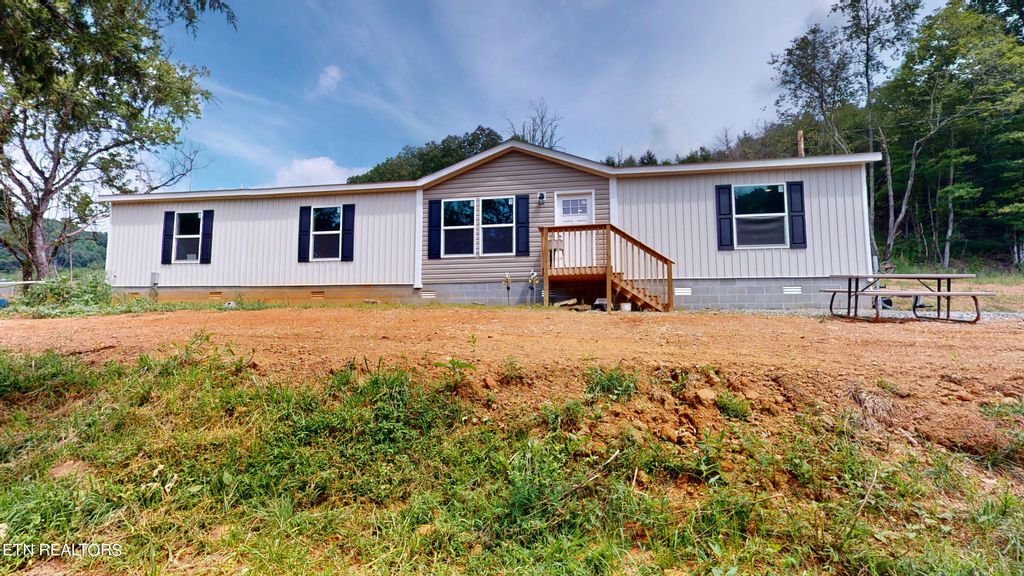 Photo of 10146 Mulberry Gap Rd, Tazewell, TN 37879 (MLS # 1252731)