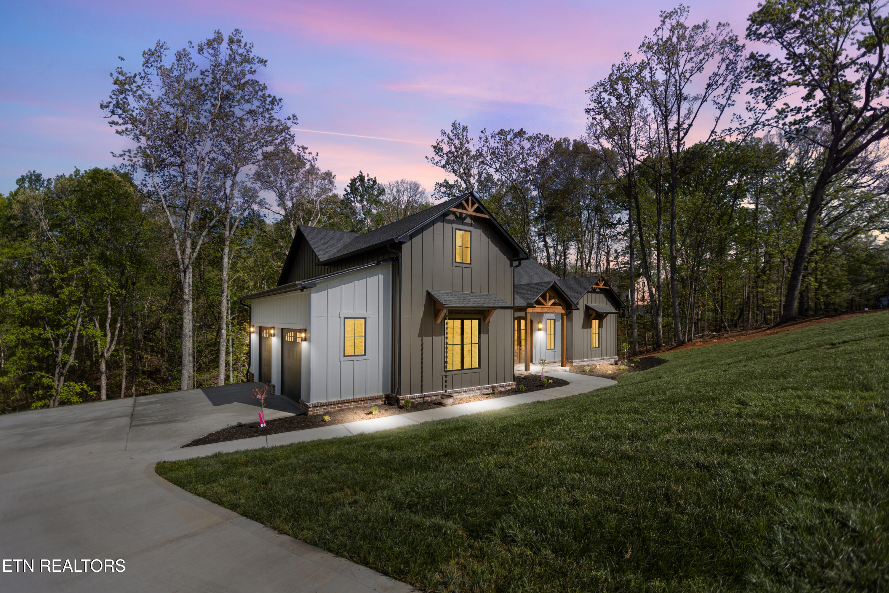 788 Blackberry Ridge Rd