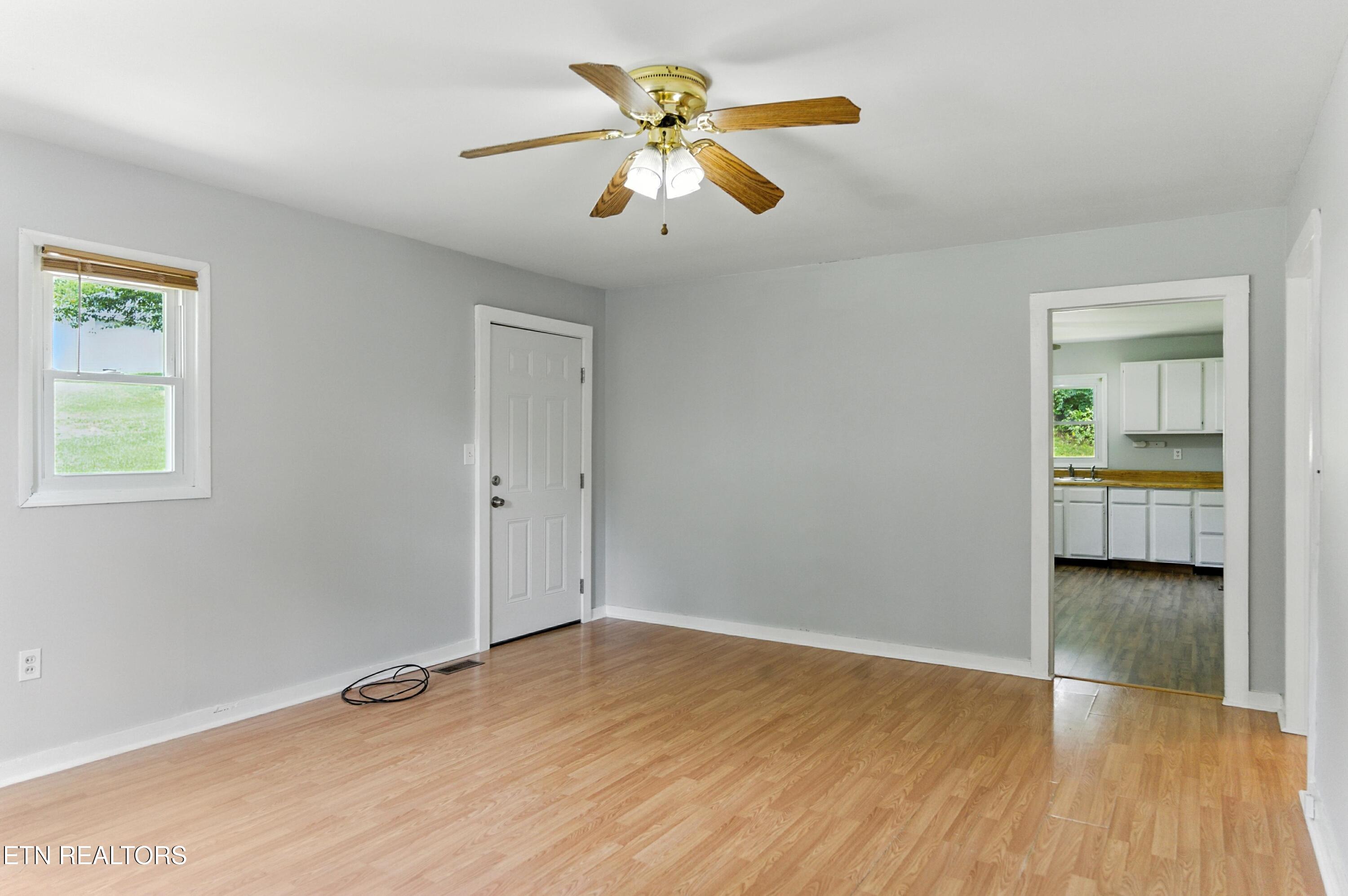 128 Barnes Lane