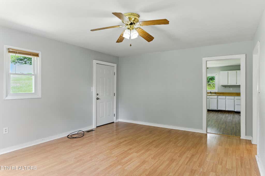 Photo of 128 Barnes Lane, Strawberry Plains, TN 37871 (MLS # 1348461)