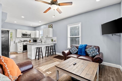 Tiny photo for 2600 Parkview Ave, Knoxville, TN 37914 (MLS # 1358639)