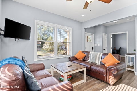 Tiny photo for 2600 Parkview Ave, Knoxville, TN 37914 (MLS # 1358639)