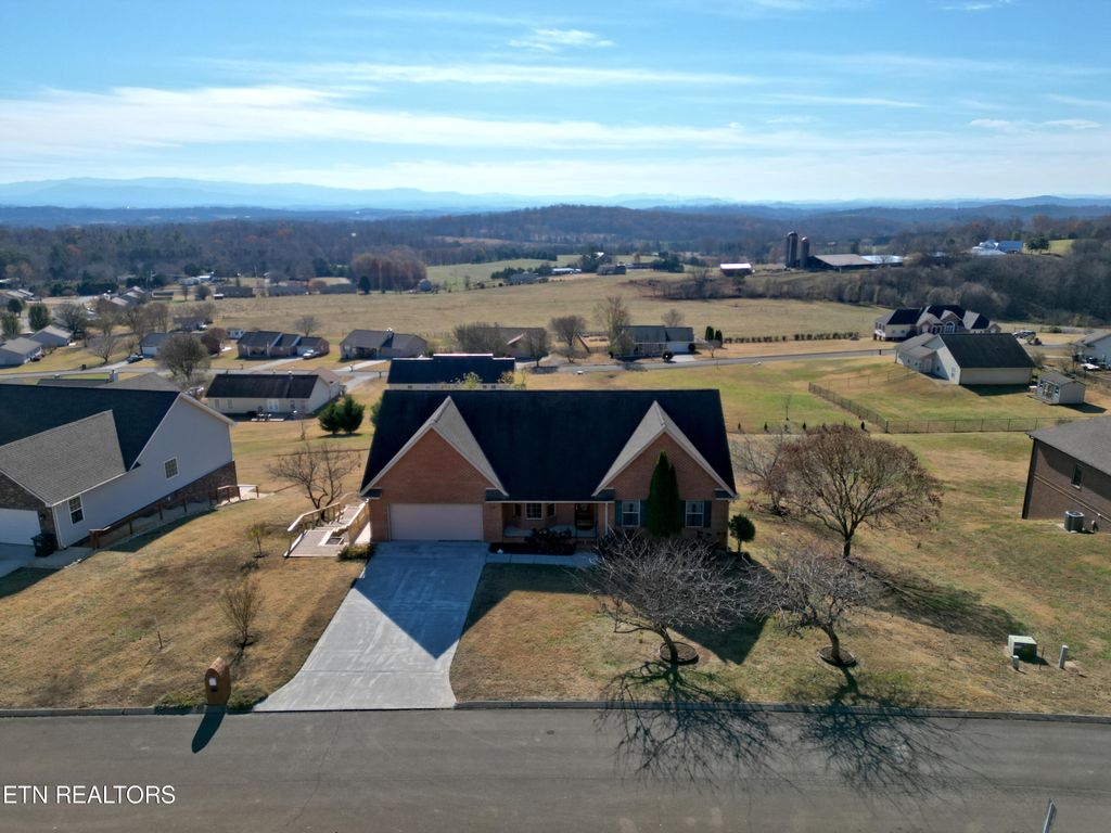 Photo of 279 Franklin Estates Lane, Greenback, TN 37742 (MLS # 1247024)