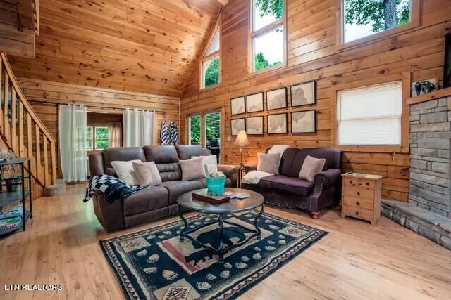 508 Hoot Owl Way