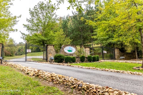Tiny photo for 21 Highland Trace #21, LaFollette, TN 37766 (MLS # 1347380)