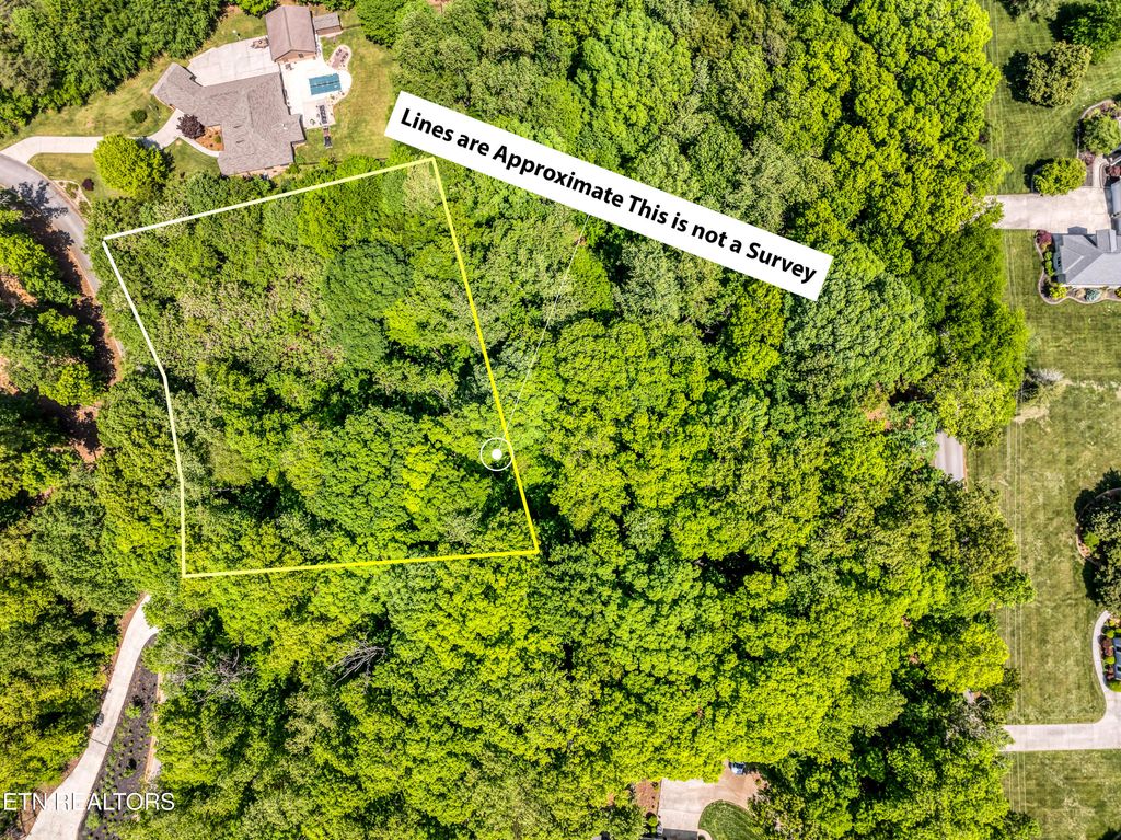 Photo of Gravelly Hills/Forrest Ridge, Louisville, TN 37777 (MLS # 1338144)