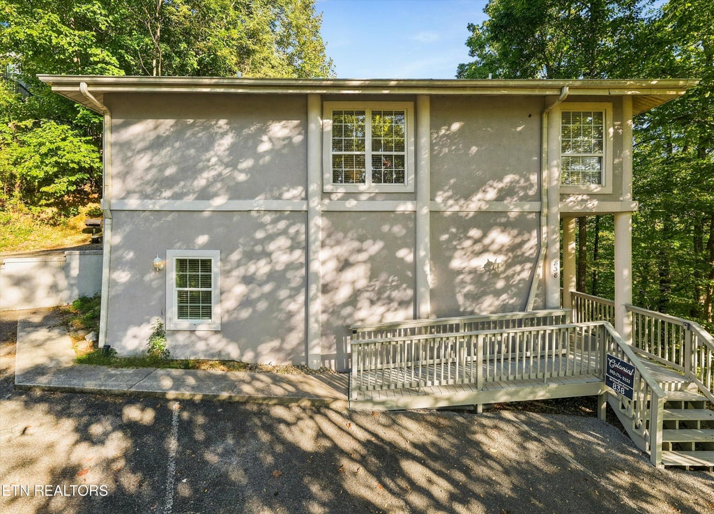 Photo of 838 Holly Branch Rd, Gatlinburg, TN 37738 (MLS # 1358110)