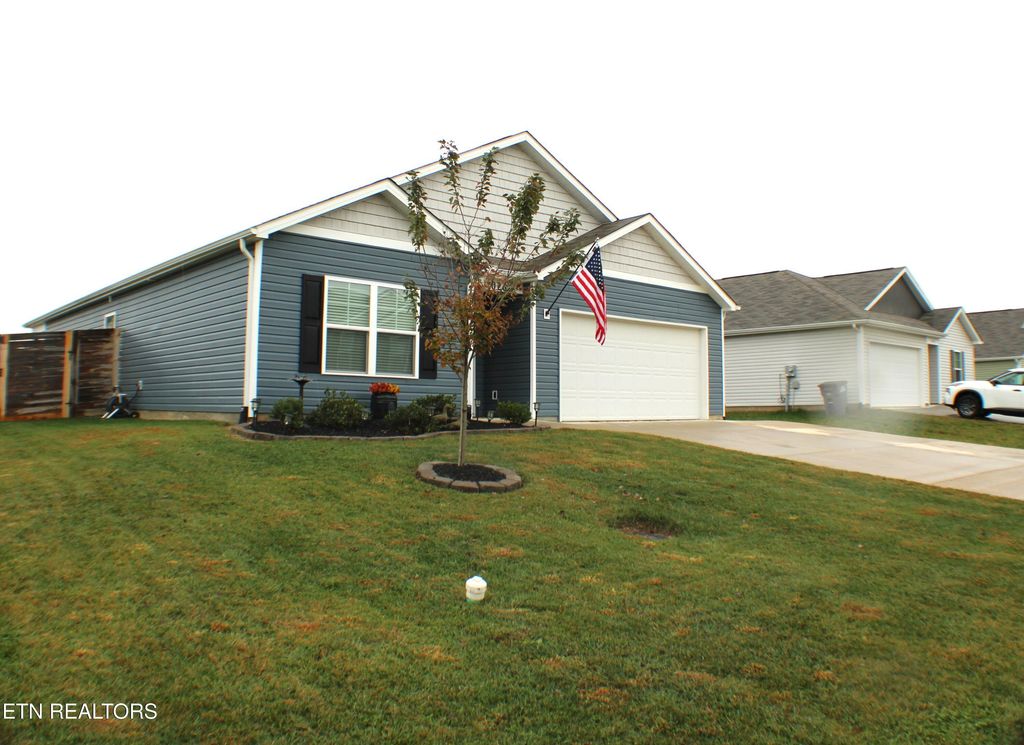 Photo of 4026 Wesoga Drive, Dandridge, TN 37725 (MLS # 1320207)