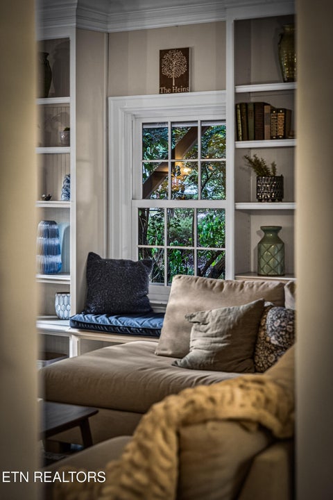 Tiny photo for 1100 W Nokomis Circle, Knoxville, TN 37919 (MLS # 1355996)