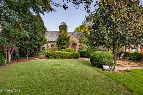 Tiny photo for 1100 W Nokomis Circle, Knoxville, TN 37919 (MLS # 1355996)