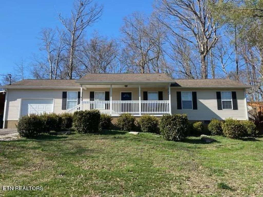 Photo of 4354 Wonderland Drive, Louisville, TN 37777 (MLS # 1254692)