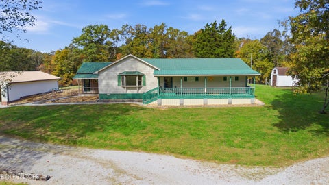 Photo of 220 Austin Turner Rd, Oakdale, TN 37829 (MLS # 1359688)