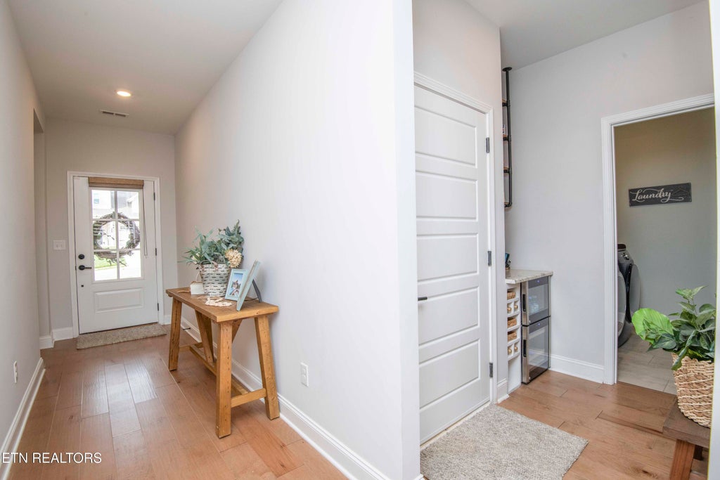 Photo of 471 Sugar Maple Tr, Lenoir City, TN 37771 (MLS # 1345330)