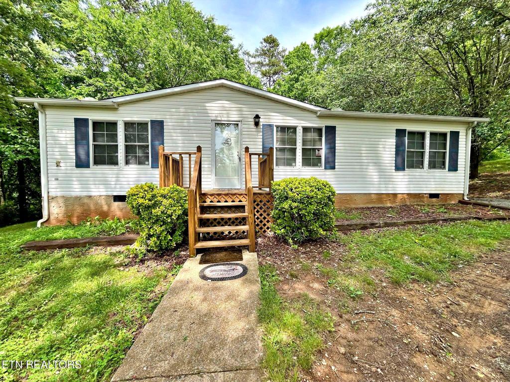 Photo of 166 Seals Place, Decatur, TN 37322 (MLS # 1301517)