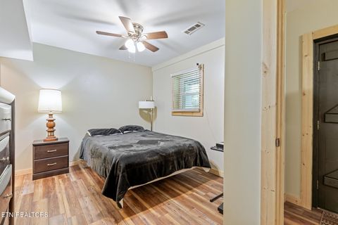 Tiny photo for 4527 E Scenic Drive, Gatlinburg, TN 37738 (MLS # 1328686)