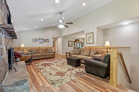 Tiny photo for 4527 E Scenic Drive, Gatlinburg, TN 37738 (MLS # 1328686)