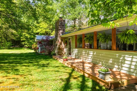 Tiny photo for 4527 E Scenic Drive, Gatlinburg, TN 37738 (MLS # 1328686)
