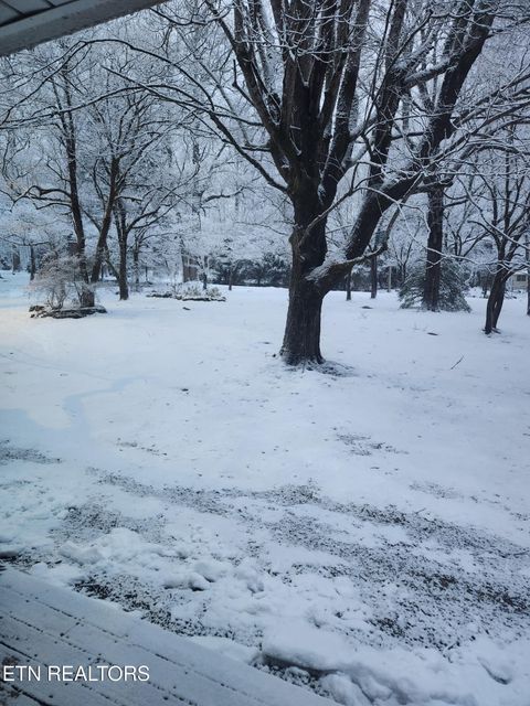 Tiny photo for 4527 E Scenic Drive, Gatlinburg, TN 37738 (MLS # 1328686)