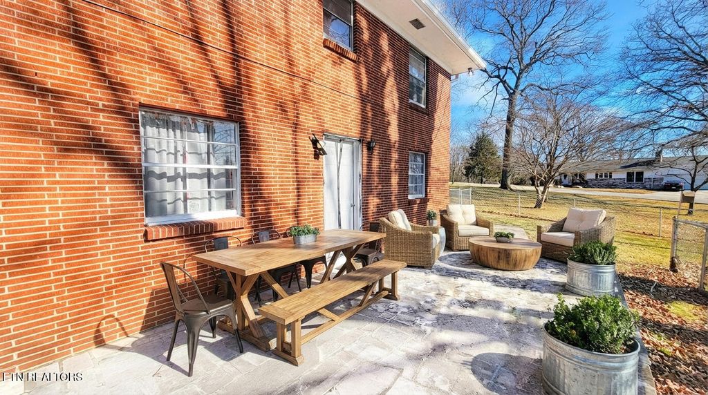 Photo of 603 Crestview Drive, Rockwood, TN 37854 (MLS # 1325011)